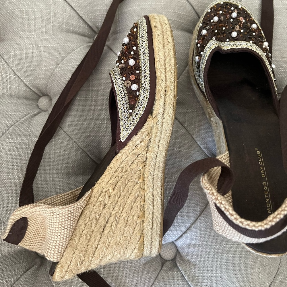Espadrille by Montego Bay Club size 6